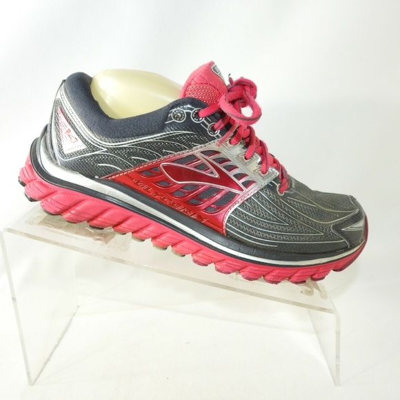 brooks size 5.5